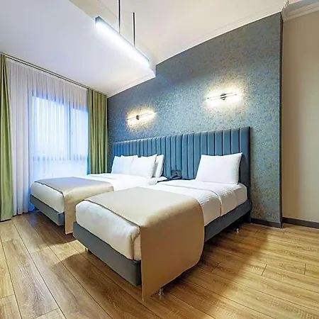 Hotel Nora Airport 3*