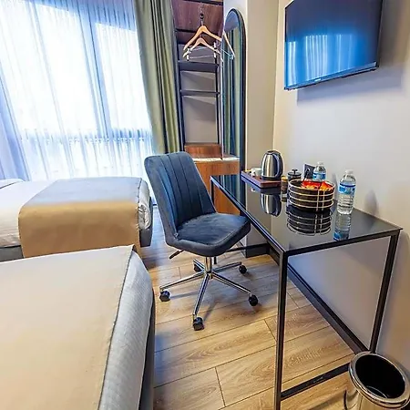 Nora Airport Hotel
